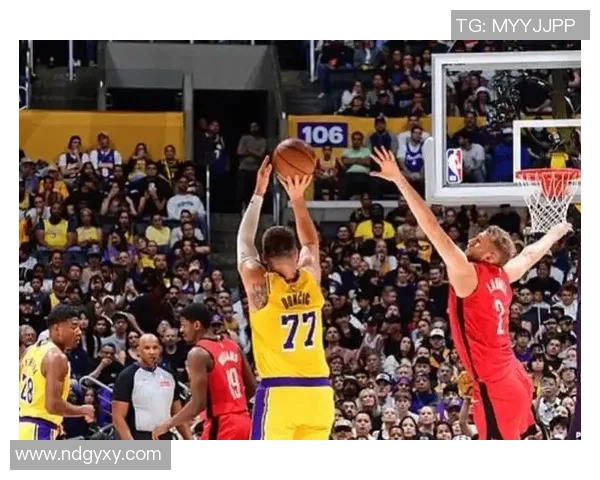 2021年1月13日湖人对阵火箭精彩直播回顾与赛后分析